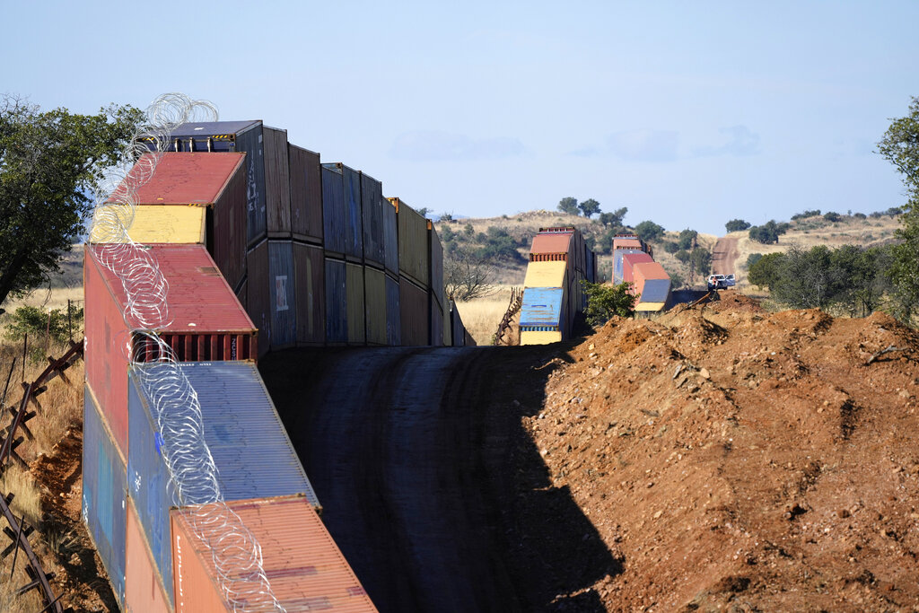 Arizona eliminará el muro de contenedores en la frontera con México |  Noticias, Deportes, Trabajos